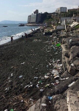 mare inquinato