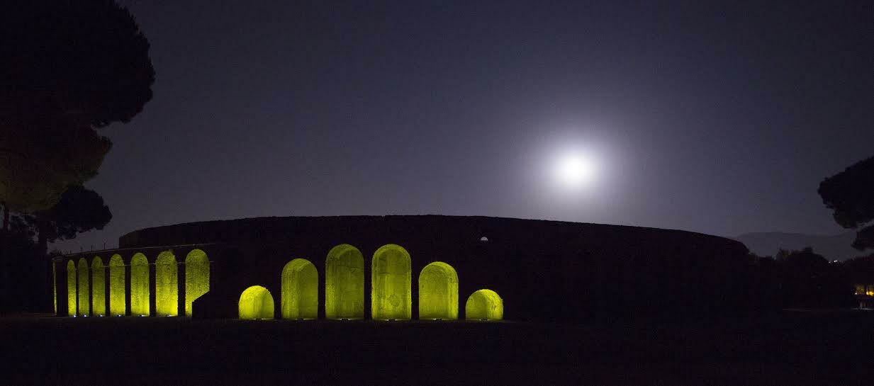 Pompei di notte