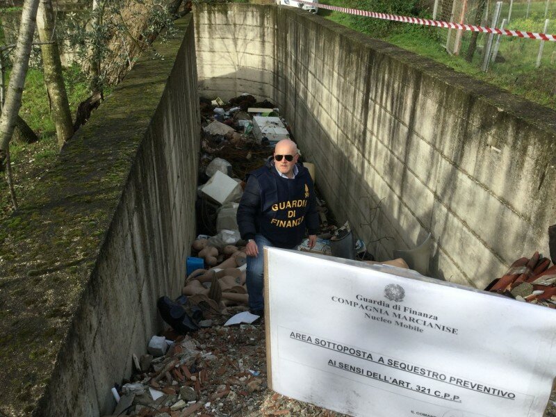 discarica abusiva